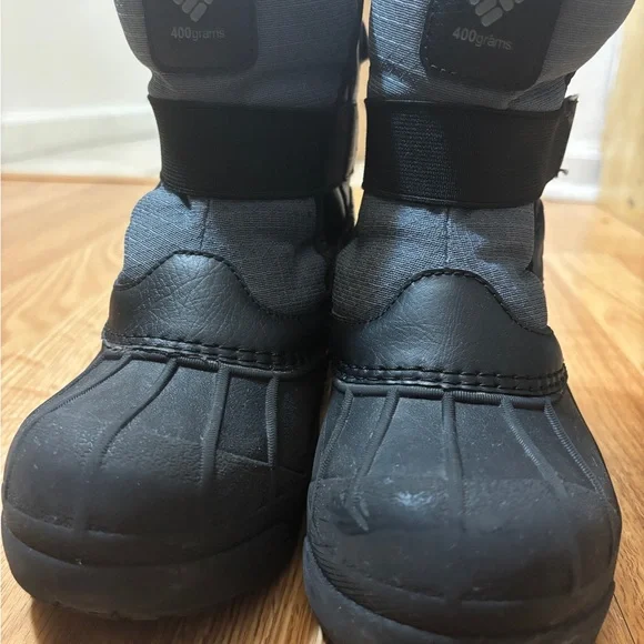 Columbia Black and Blue Insulated Boots, size 13 - Picture 4 of 5